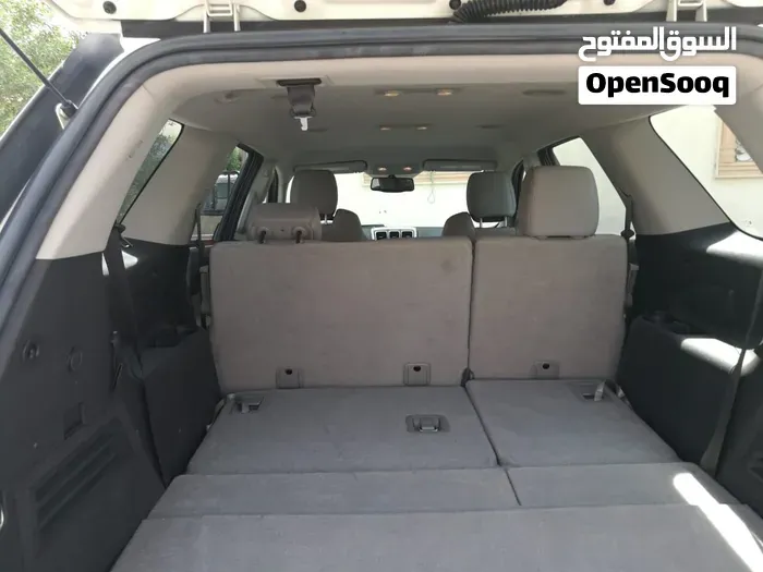 GMC Acadia 2011 photo 4