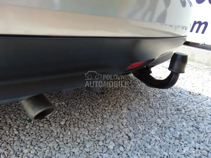 Nissan Juke 2012 photo 5