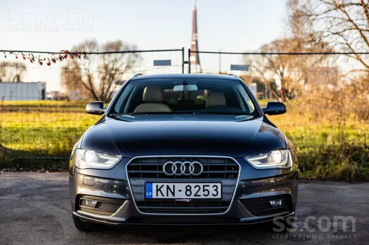 Audi A4 2013 photo 3