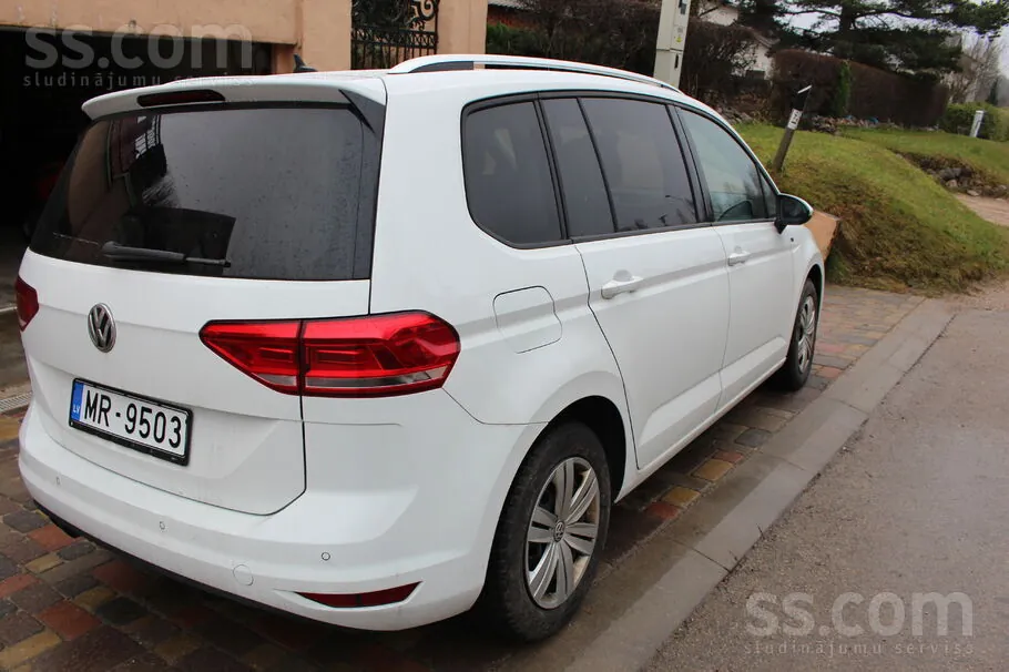 Volkswagen Touran 2018 photo 4