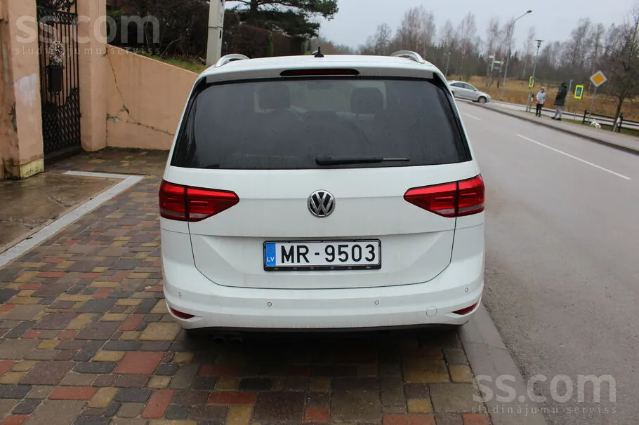 Volkswagen Touran 2018 photo 3