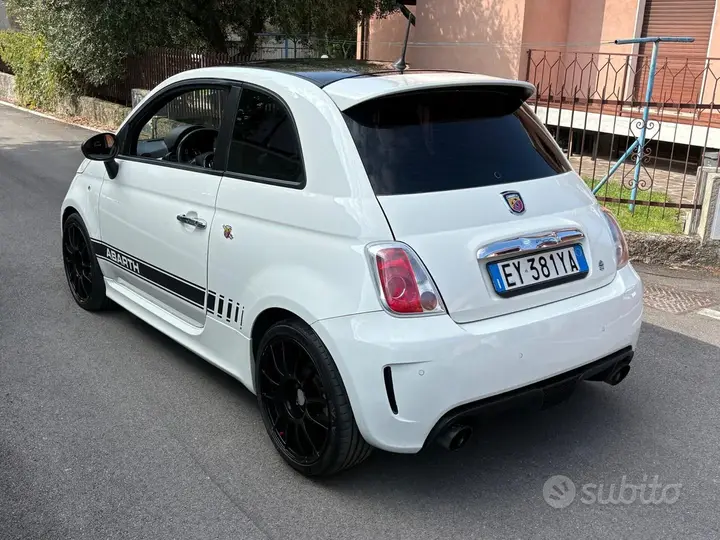 Abarth 500 2015 photo 4