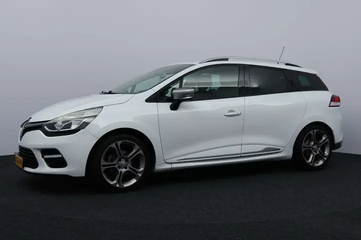 Renault Clio Estate 2014 photo 3
