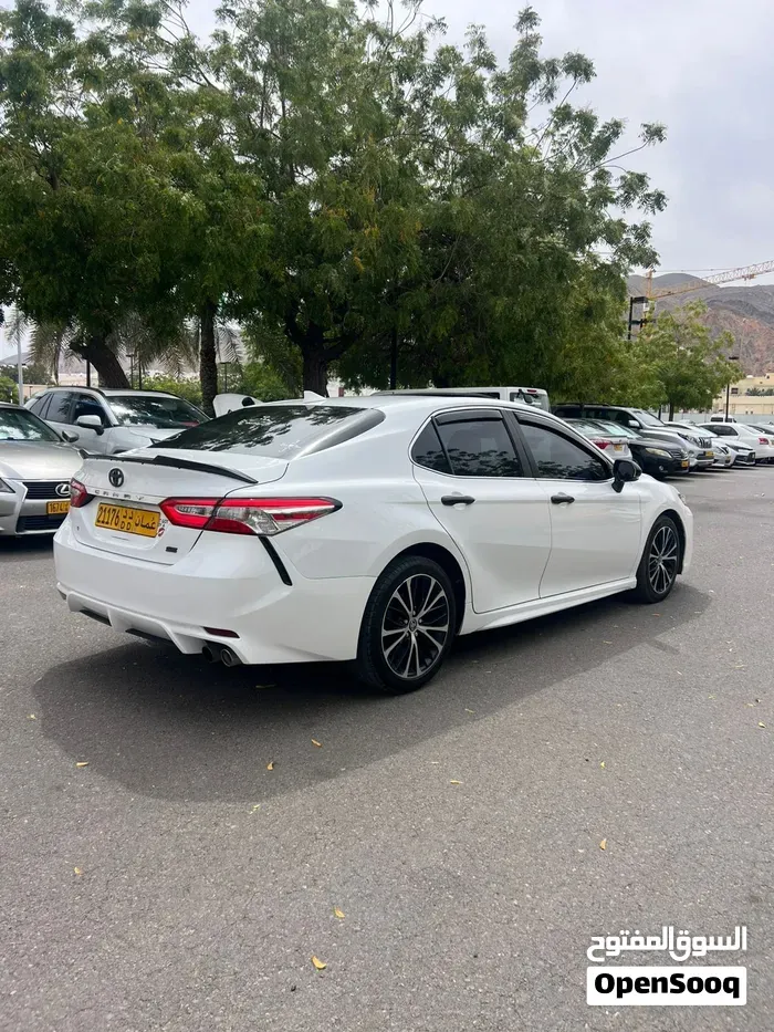 Toyota Camry 2020 photo 4