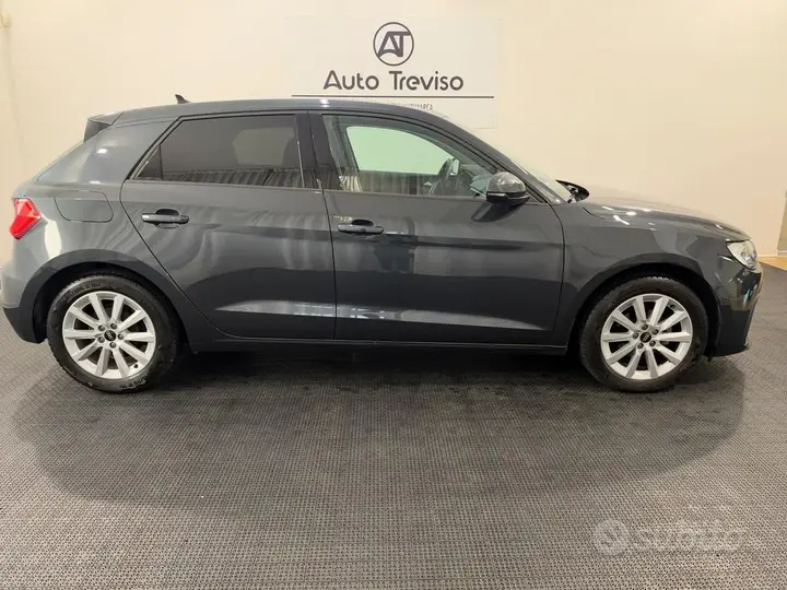 Audi A1 2020 photo 2