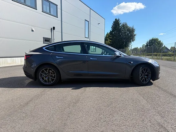 Tesla Model 3 2019 photo 4