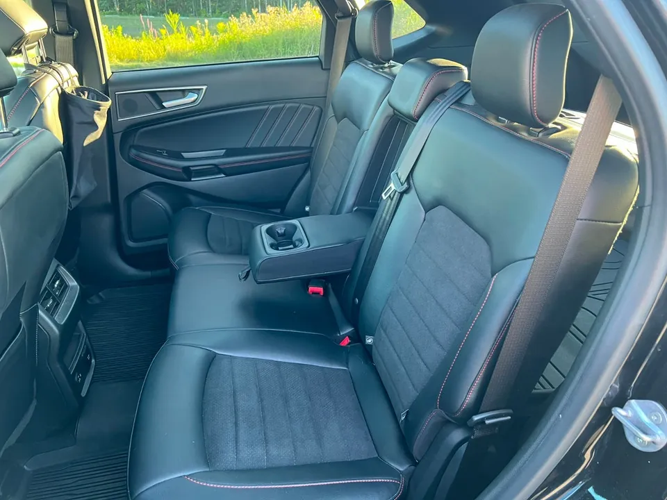 Ford Edge 2022 photo 3