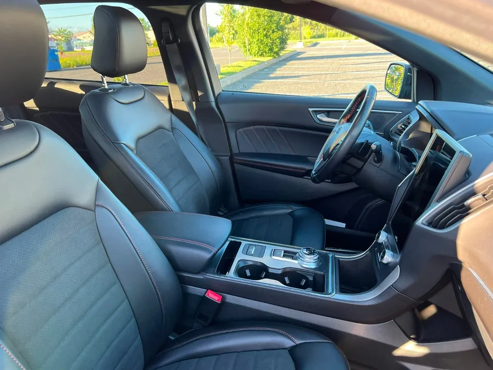 Ford Edge 2022 photo 4