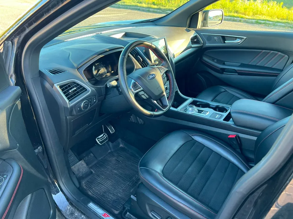 Ford Edge 2022 photo 2