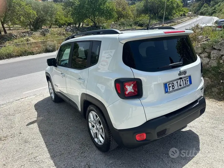 Jeep Renegade 2016 photo 4