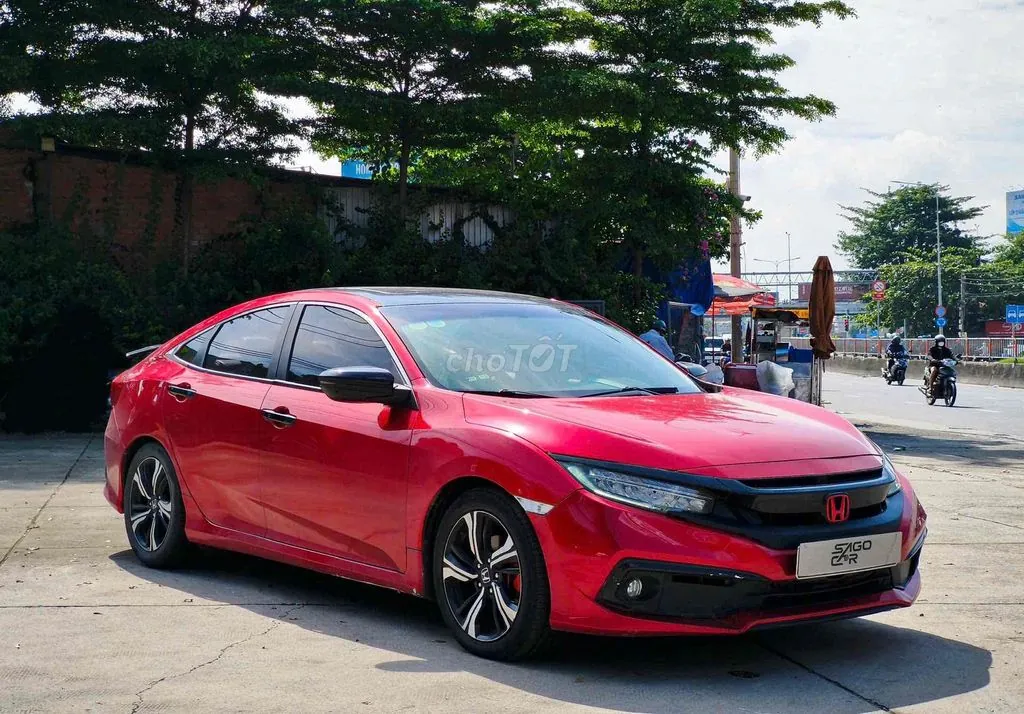 Honda Civic 2018 photo 3