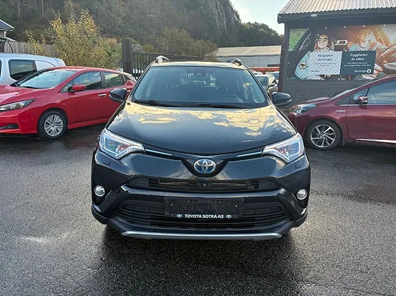 Toyota Rav4 2016 photo 2