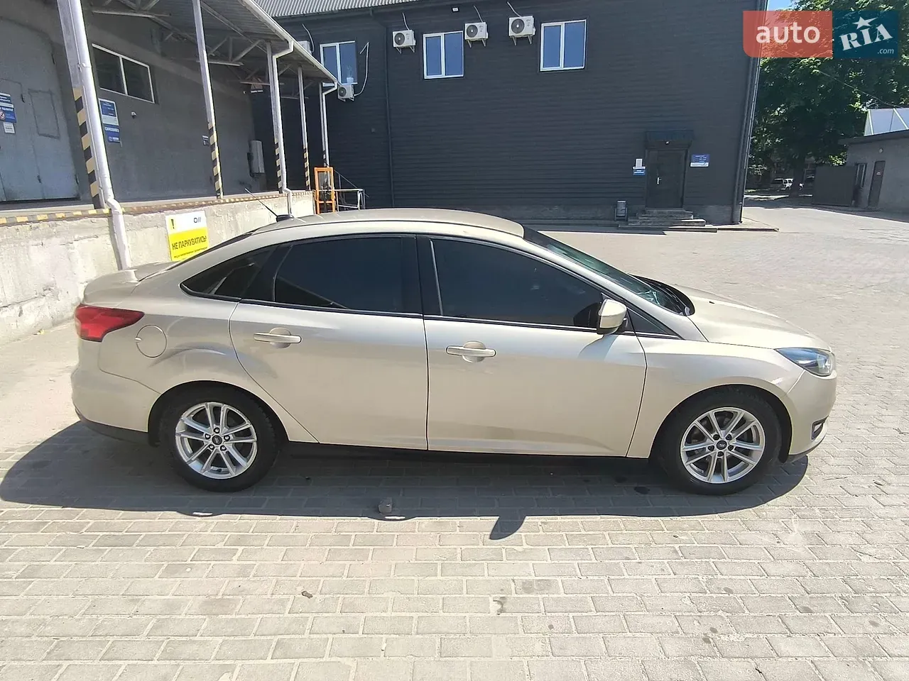 Ford Focus 2018 photo 2