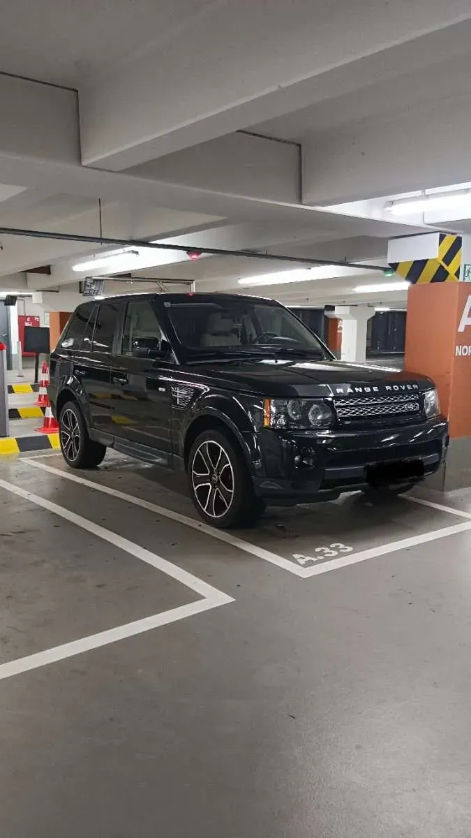 Land Rover Range Rover Sport 2012 photo 2