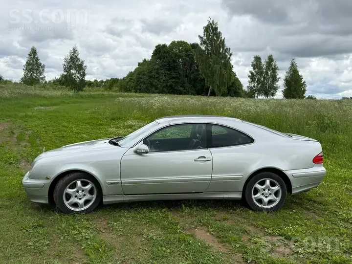 Mercedes-Benz Clk320 1999 photo 4