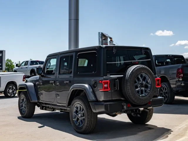 Jeep Wrangler 2026 photo 5