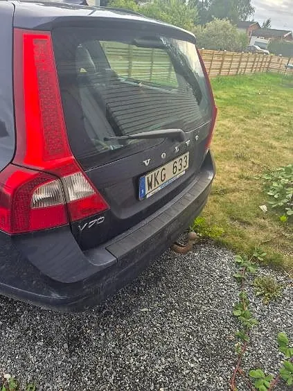 Volvo V70 2010 photo 3