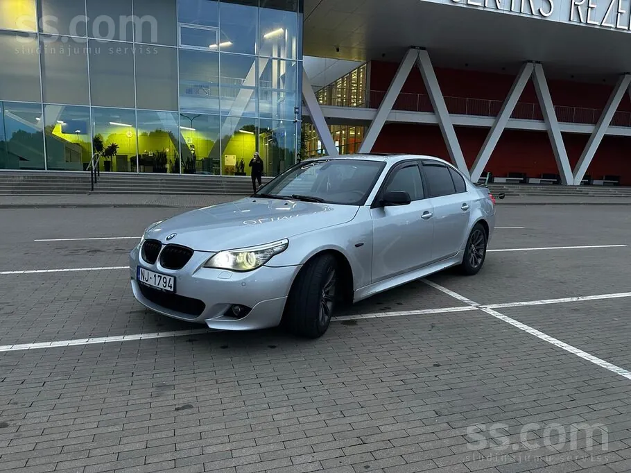 BMW E60 2007 photo 3