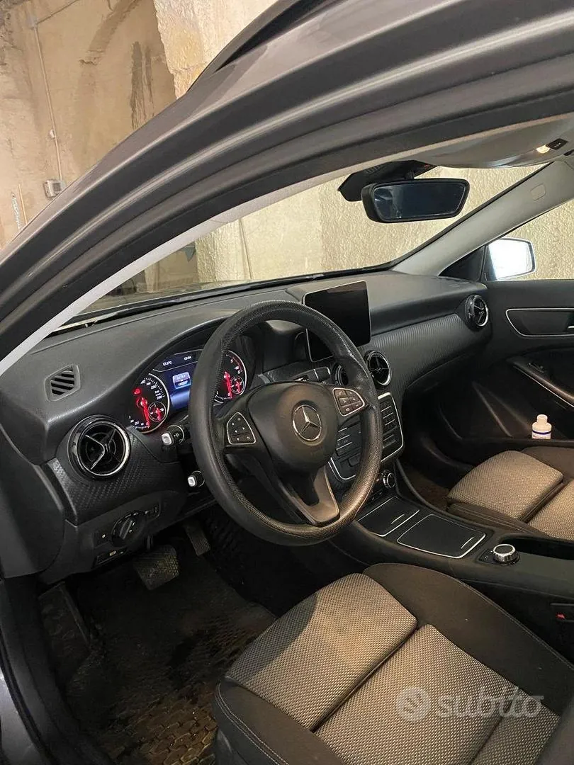 Mercedes-Benz Gla 2018 photo 2