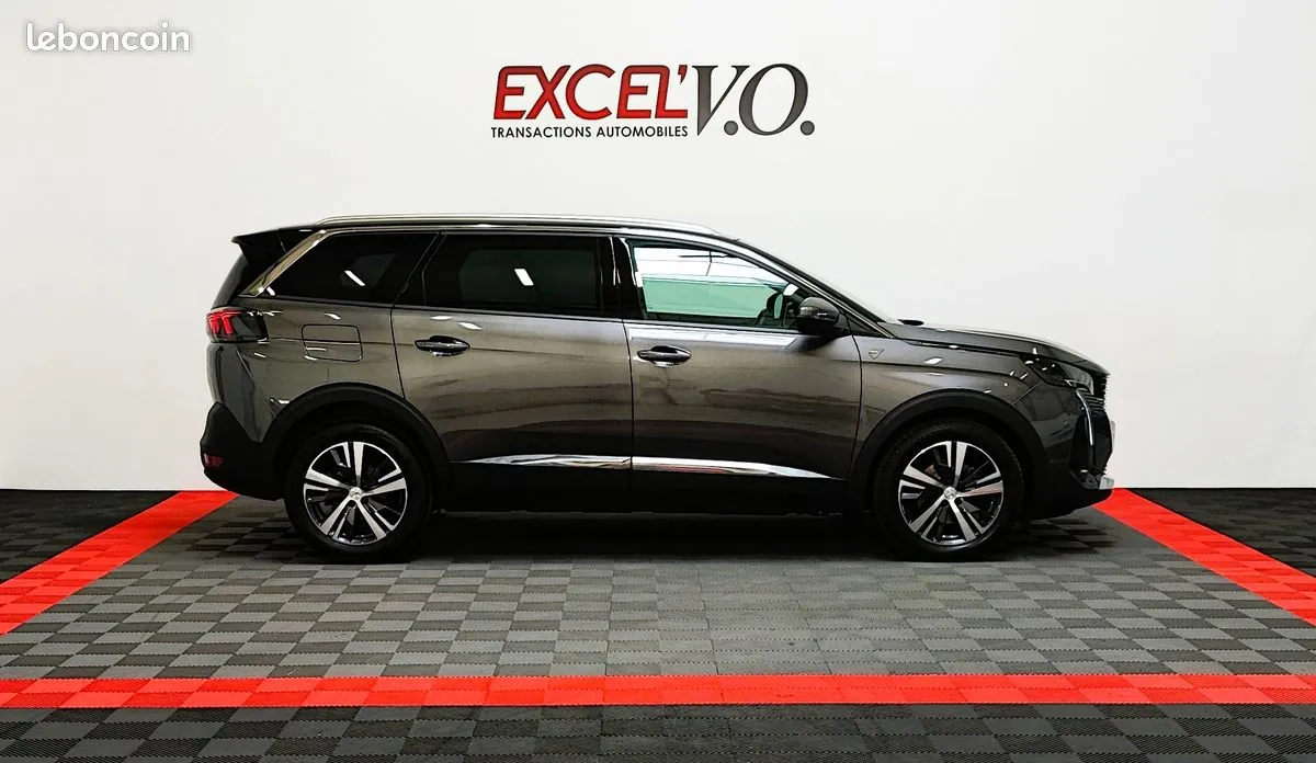 Peugeot 5008 2022 photo 5