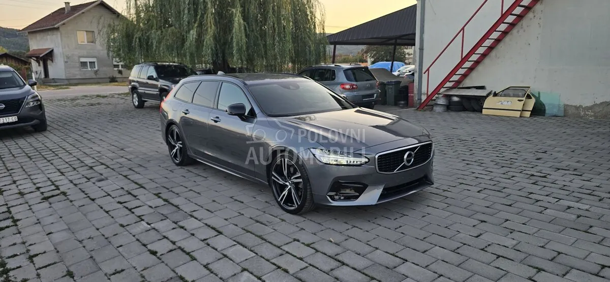 Volvo V90