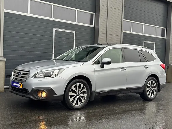 Subaru Outback 2015 photo 2