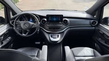 Mercedes-Benz V-Class 2021 photo 2