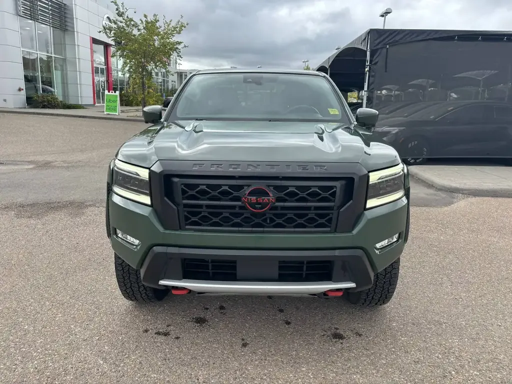 Nissan Frontier 2023 photo 2