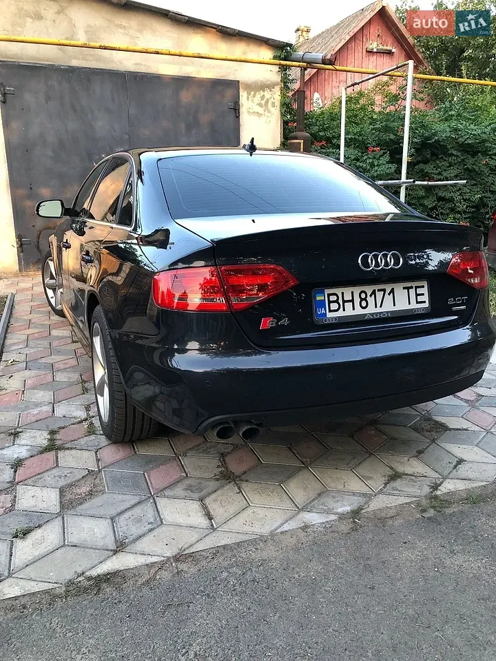 Audi A4 2011 photo 5
