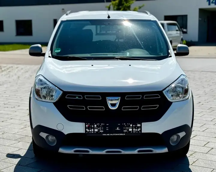 Dacia Lodgy