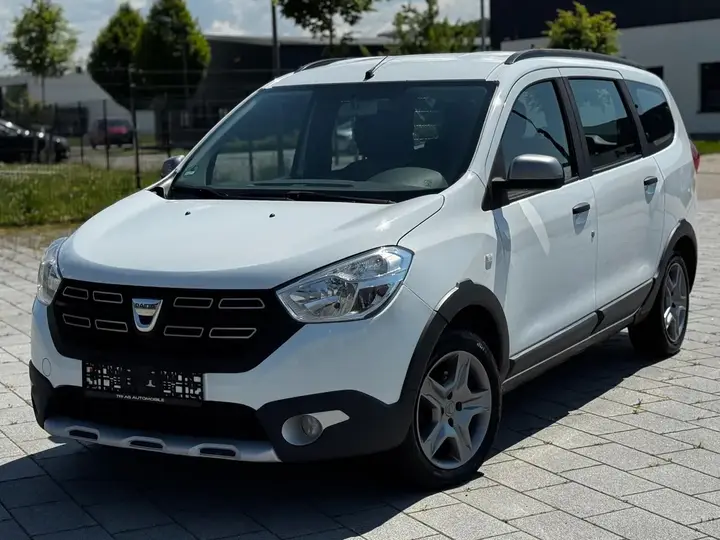 Dacia Lodgy 2019 photo 2