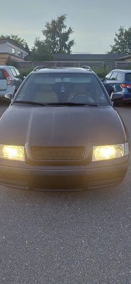 Skoda Octavia 2003 photo 4