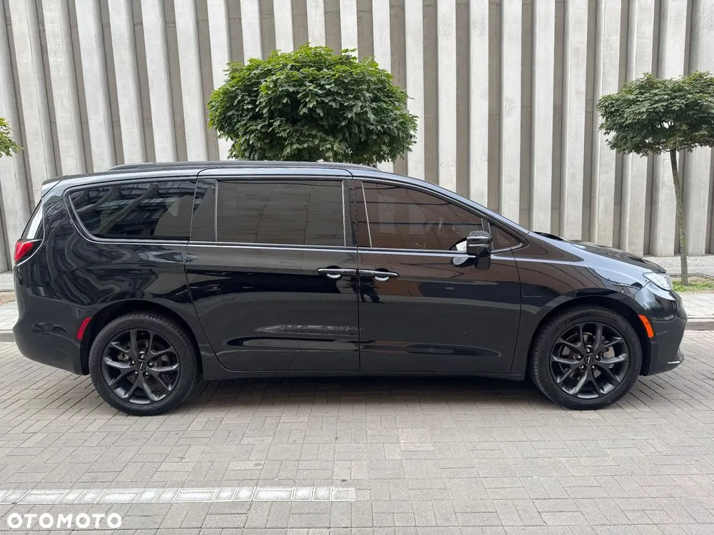 Chrysler Pacifica 2022 photo 5