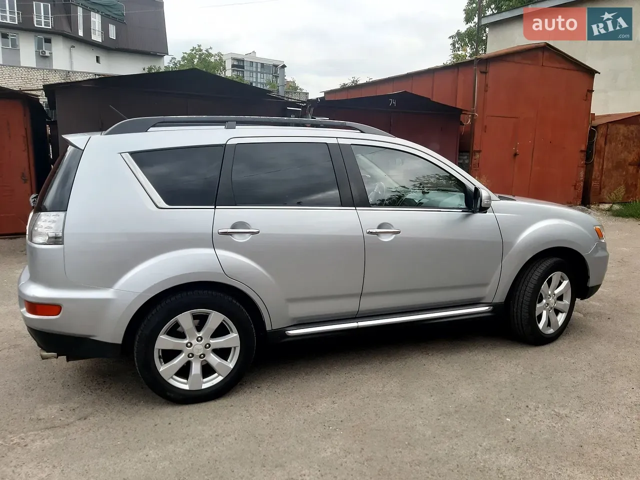 Mitsubishi Outlander 2013 photo 5