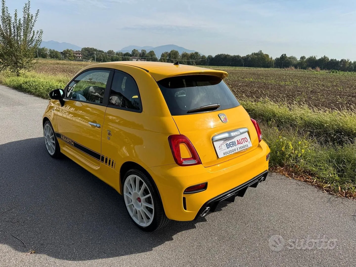 Abarth 595 2017 photo 3