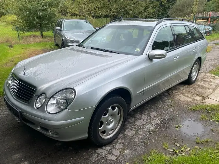 Mercedes-Benz E220 Cdi