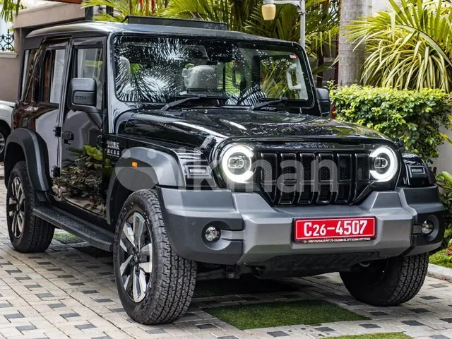 Mahindra Thar Roxx 2025 photo 2