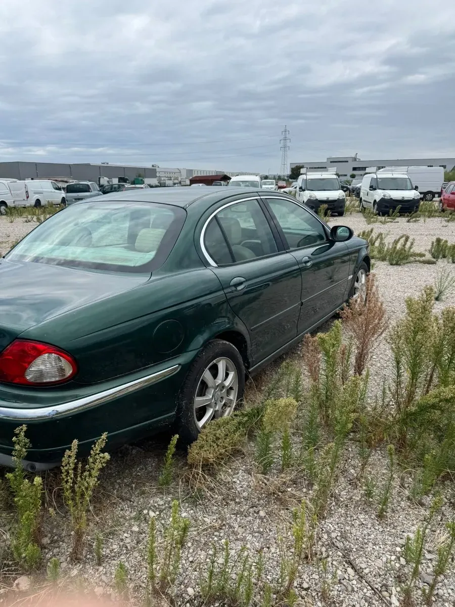 Jaguar X-Type 2004 photo 3