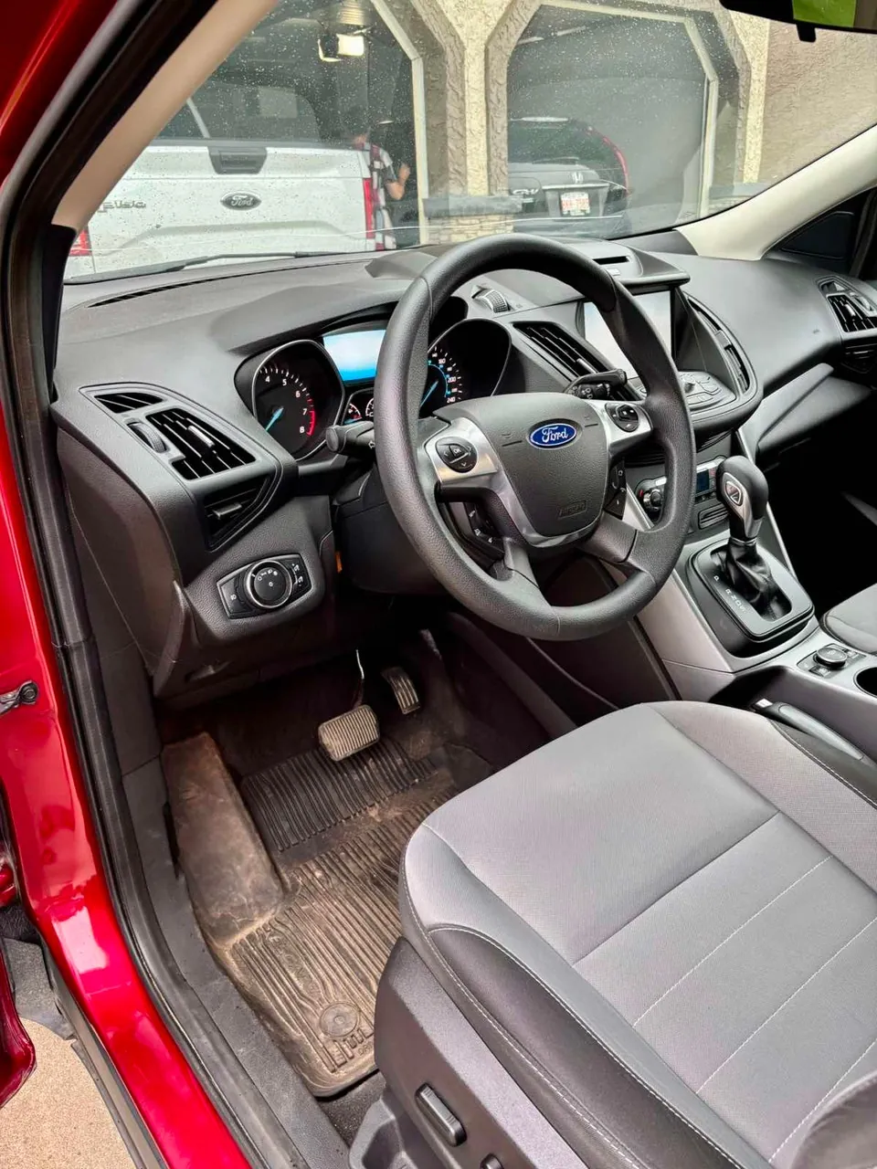 Ford Escape 2016 photo 3