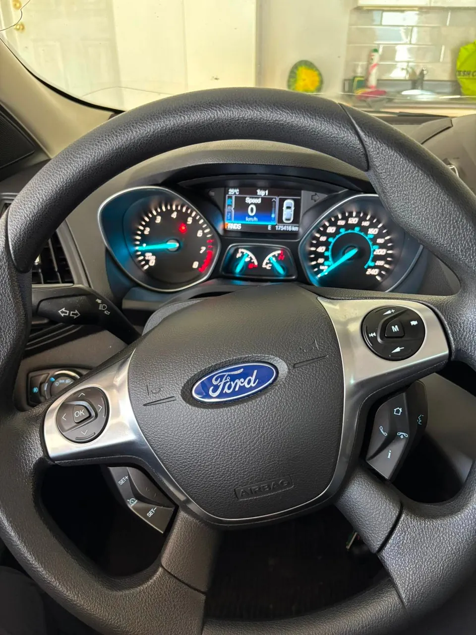 Ford Escape 2016 photo 4