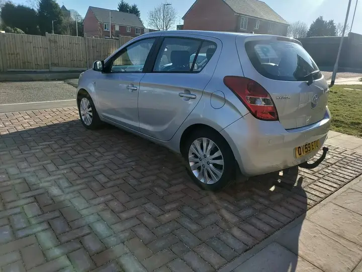 Hyundai I20 2009 photo 3