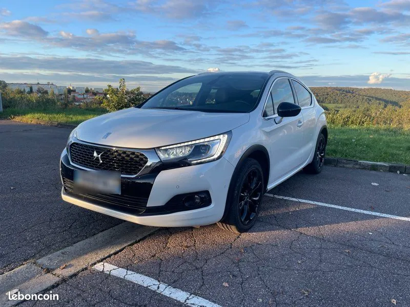 DS Automobiles Ds4 Crossback 2016 photo 2