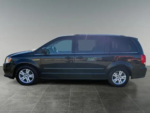 Dodge Grand Caravan 2017 photo 2