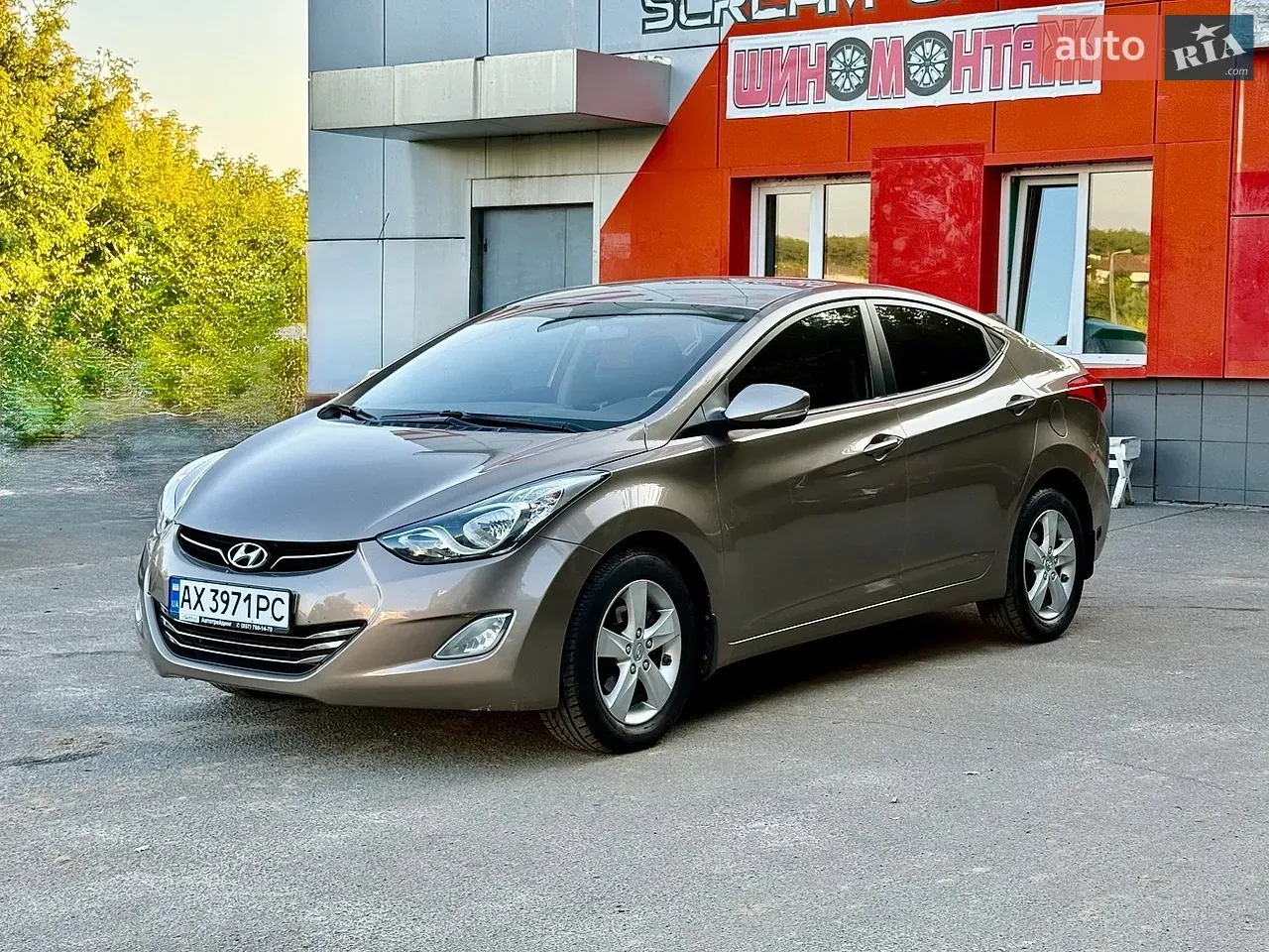 Hyundai Elantra 2012 photo 5