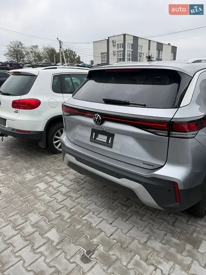Volkswagen Tiguan 2025 photo 3