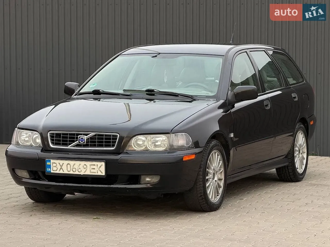 Volvo V40 2004 photo 3