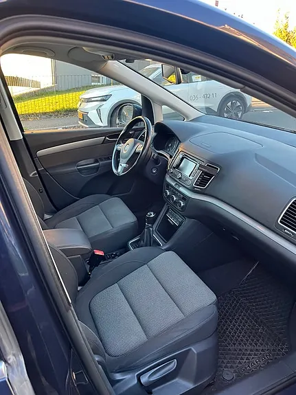 Volkswagen Sharan 2015 photo 3