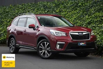 Subaru Forester 2018 photo 2