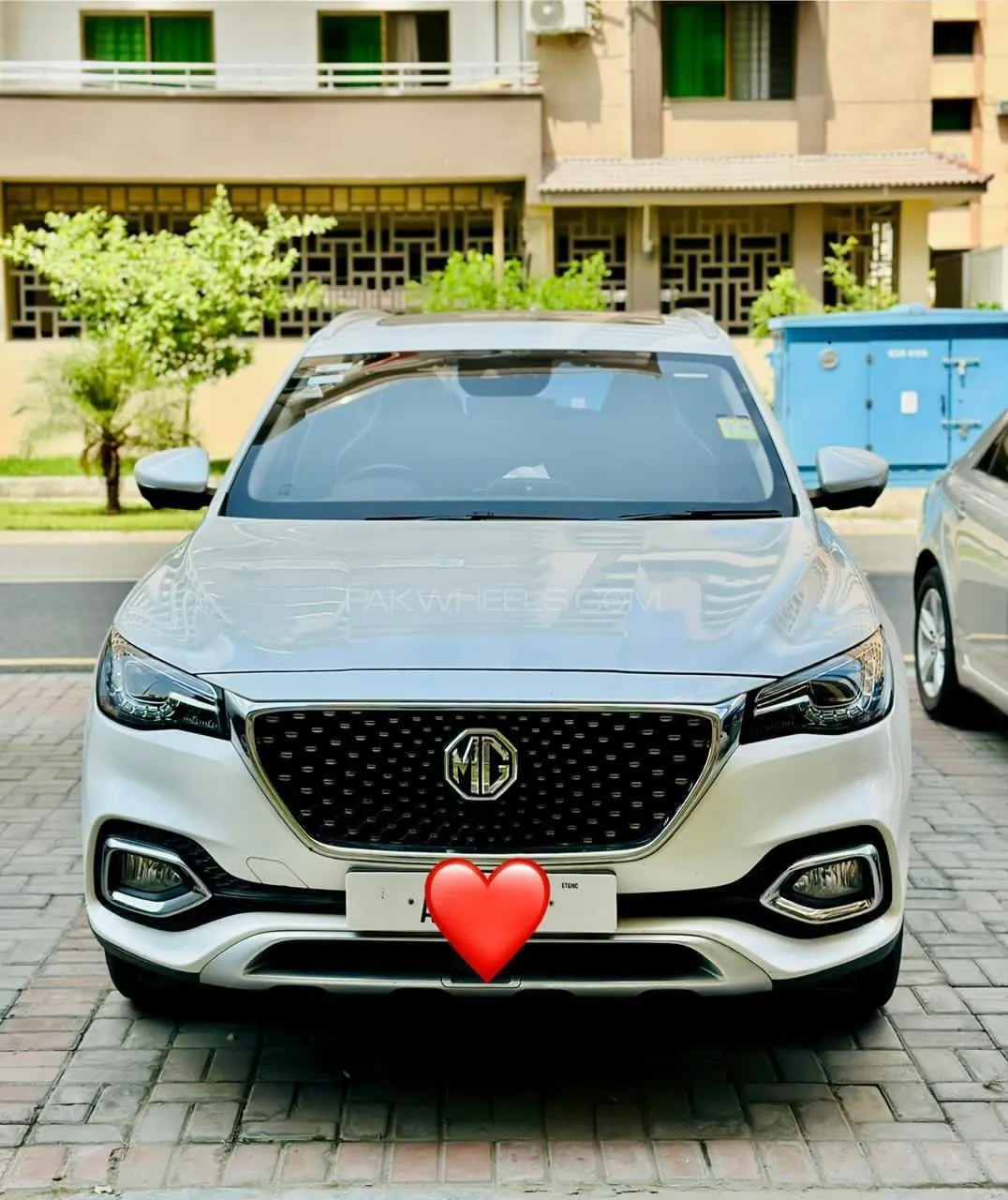 MG Hs