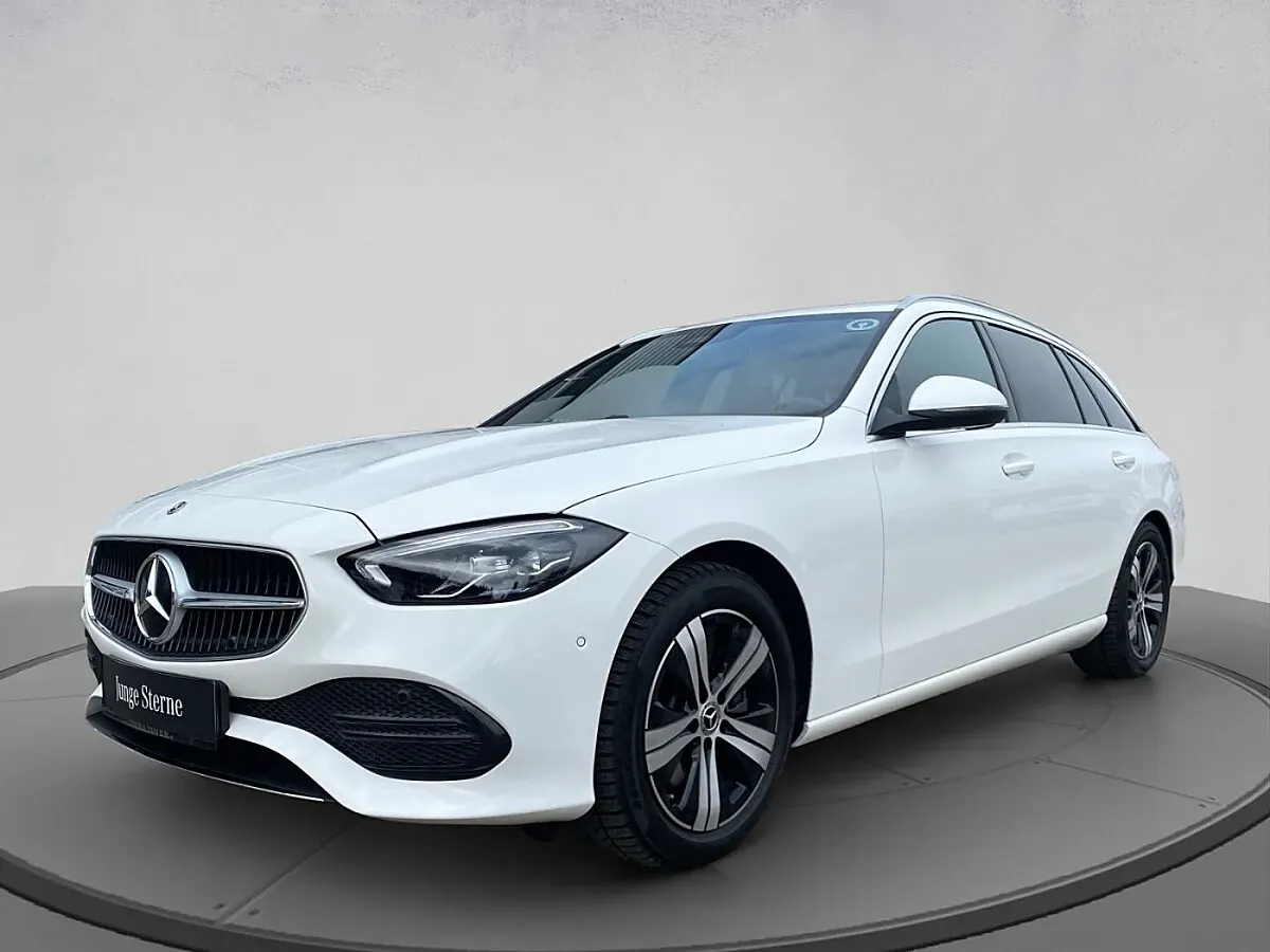 Mercedes-Benz C-Class 2025 photo 2
